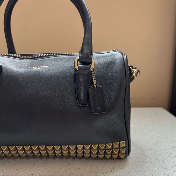 COACH Black Rowan Crossgrain Leather Crossbody Boston Gold Studs Purse Bag - Picture 4 of 13